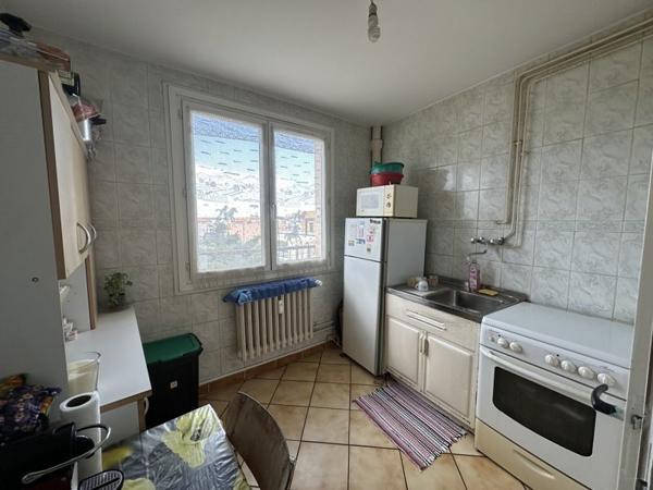 Appartement à vendre |  Décines-Charpieu |  3 pièces | 54 m²