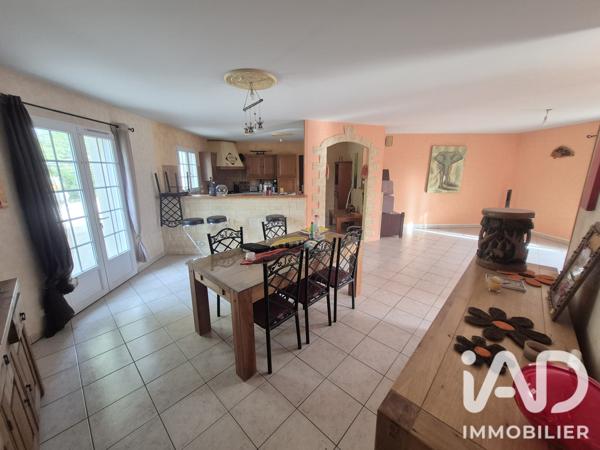 Maison à vendre 5 pièces 123,75 m² Cherveux