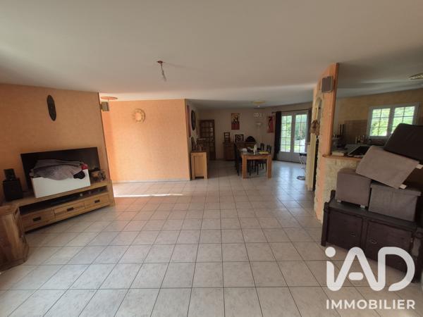 Maison à vendre 5 pièces 123,75 m² Cherveux