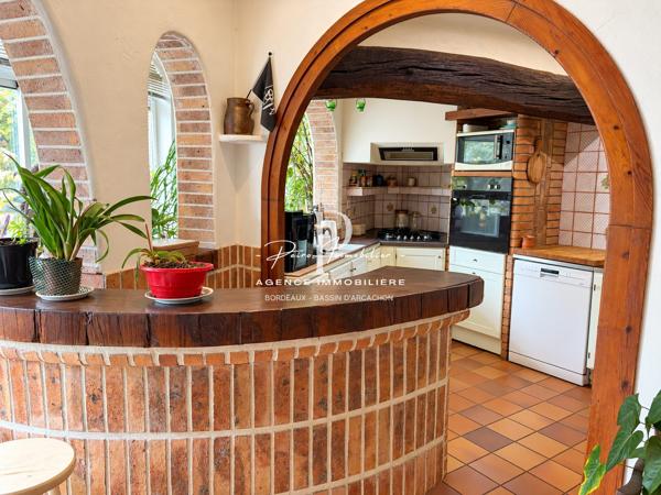 Biarritz élégant appartement art déco de 206 M2 avec box parking et caves