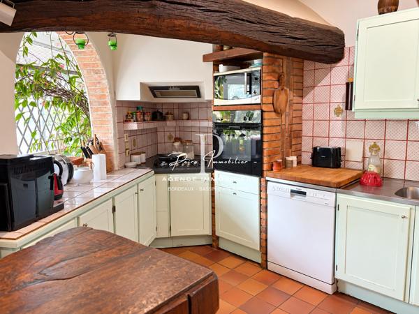 Biarritz élégant appartement art déco de 206 M2 avec box parking et caves