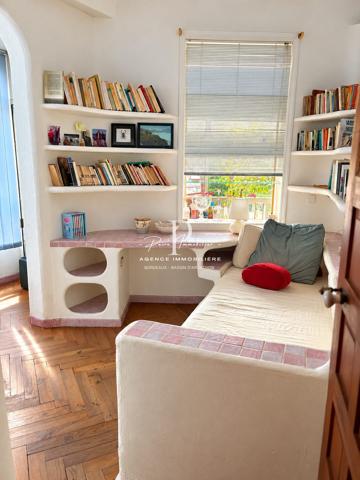 Biarritz élégant appartement art déco de 206 M2 avec box parking et caves