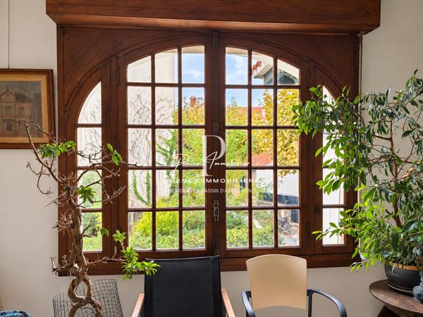 Biarritz élégant appartement art déco de 206 M2 avec box parking et caves