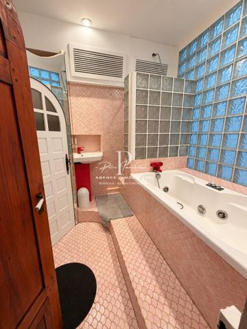 Biarritz élégant appartement art déco de 206 M2 avec box parking et caves