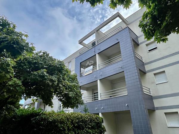 Appartement Cergy 2 pièce(s) 46.39 m2 134 000 € **  - Référence  2345