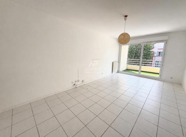 Appartement Cergy 2 pièce(s) 46.39 m2 134 000 € **  - Référence  2345