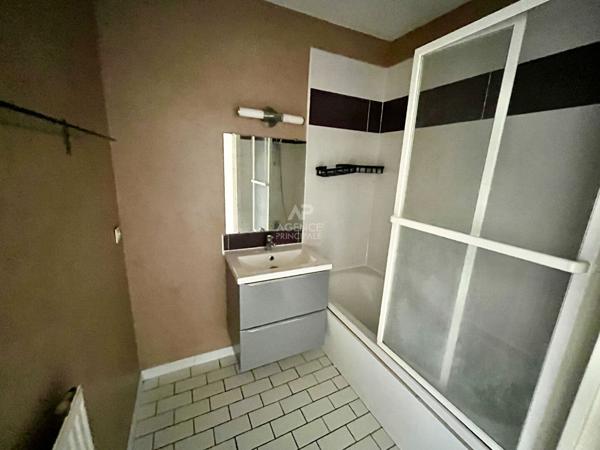Appartement Cergy 2 pièce(s) 46.39 m2 134 000 € **  - Référence  2345