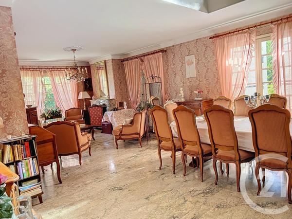 Maison à vendre  7 pièces - 240,39 m2 CERET - 66