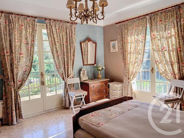 Maison à vendre  7 pièces - 240,39 m2 CERET - 66