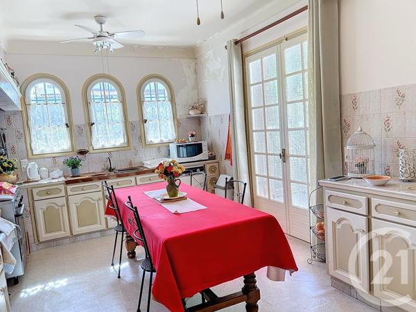 Maison à vendre  7 pièces - 240,39 m2 CERET - 66