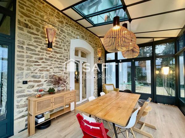 Maison de charme 188 m2 et 1500 m2 de jardin à Questembert centre