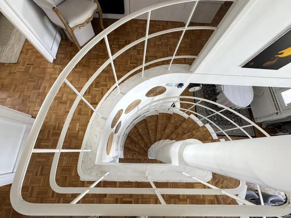 Lumineux appartement avec garage et stationnement, commerces et plage à pied – Royan