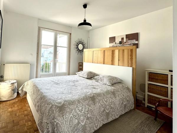 Lumineux appartement avec garage et stationnement, commerces et plage à pied – Royan