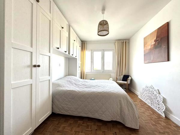 Lumineux appartement avec garage et stationnement, commerces et plage à pied – Royan