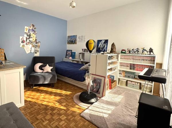 Lumineux appartement avec garage et stationnement, commerces et plage à pied – Royan