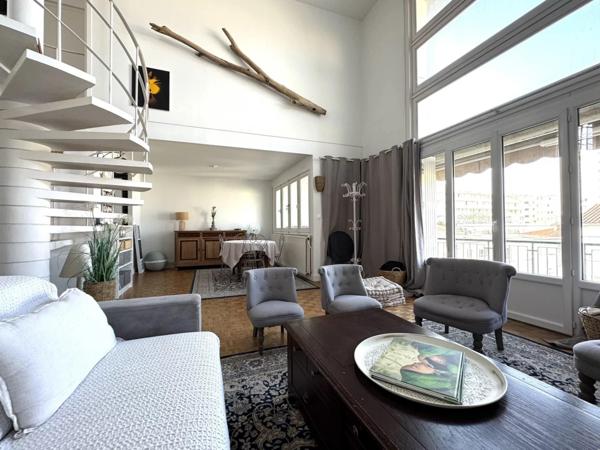 Lumineux appartement avec garage et stationnement, commerces et plage à pied – Royan