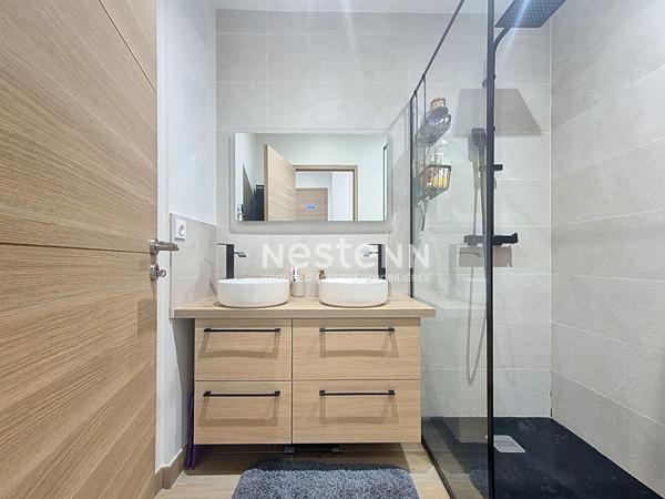 Maison de village 4 pièce(s) rénovée à vendre / Centre historique de Roquebrune-sur-Argens