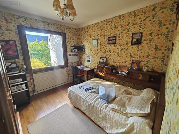 Maison à vendre à Cesson-Sévigné en Ille-et-Vilaine (35510), ref : 097/2510   
CENTRE - Parc de la Chalotais