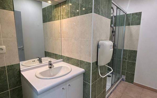 Appartement à louer    3 pièces •  Manosque