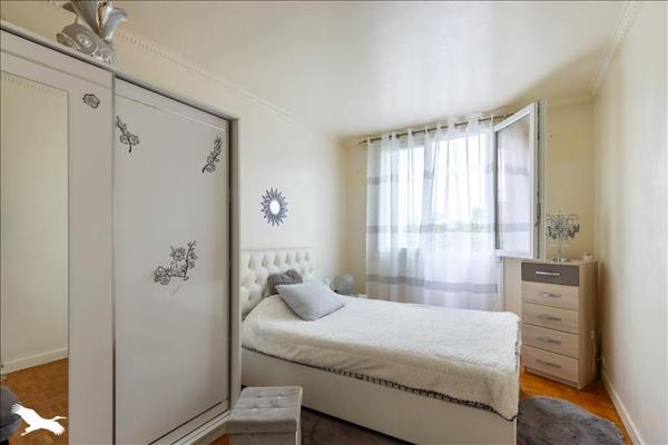 Appartement à vendre |  Clichy |  4 pièces | 74 m²