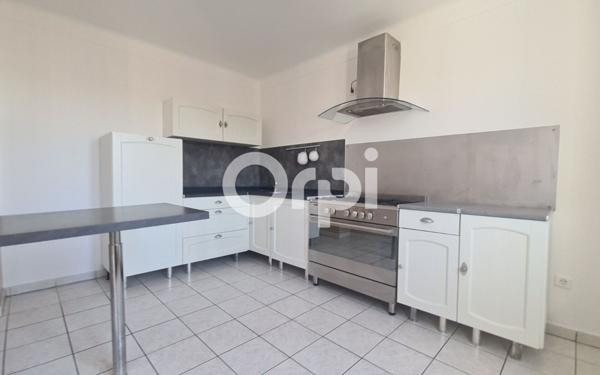 Appartement à louer    2 pièces • 98,25 m2 Obersaasheim