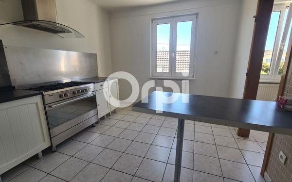 Appartement à louer    2 pièces • 98,25 m2 Obersaasheim