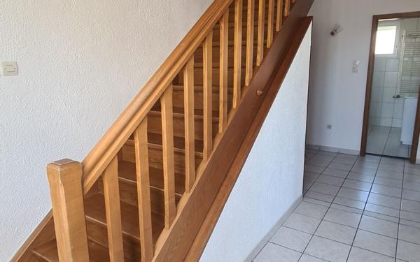 Appartement à louer    2 pièces • 98,25 m2 Obersaasheim