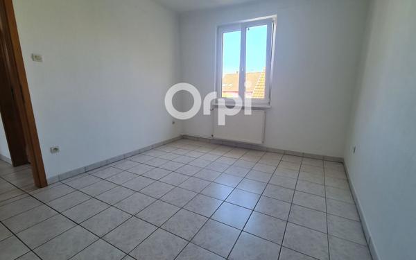 Appartement à louer    2 pièces • 98,25 m2 Obersaasheim