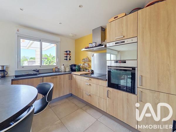 Maison à vendre 6 pièces 122 m² Ludon-Médoc
