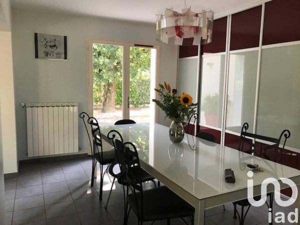 Maison 7 pièces de 181 m² à Martignas-sur-Jalle (33127)