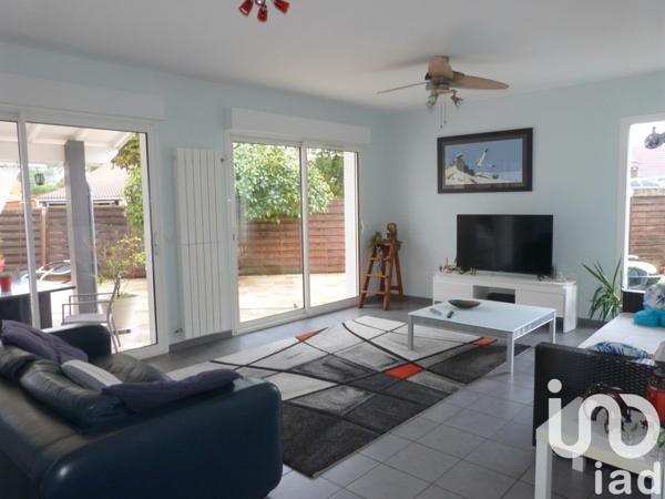 Maison 7 pièces de 181 m² à Martignas-sur-Jalle (33127)