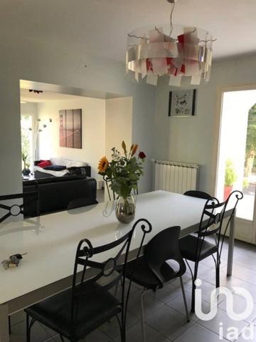 Maison 7 pièces de 181 m² à Martignas-sur-Jalle (33127)