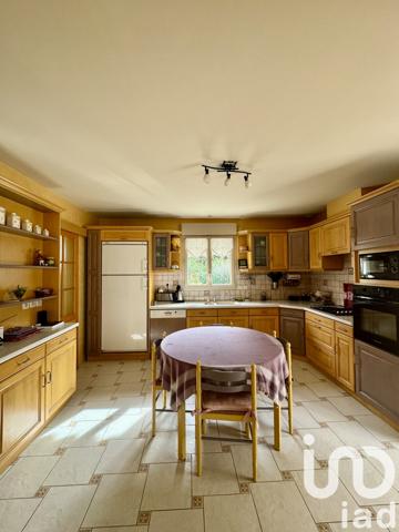 Maison à vendre 6 pièces 135 m² Monts