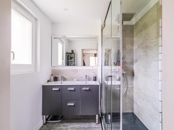 Maison à Guécélard, 72230 - 6 pièces 132m²