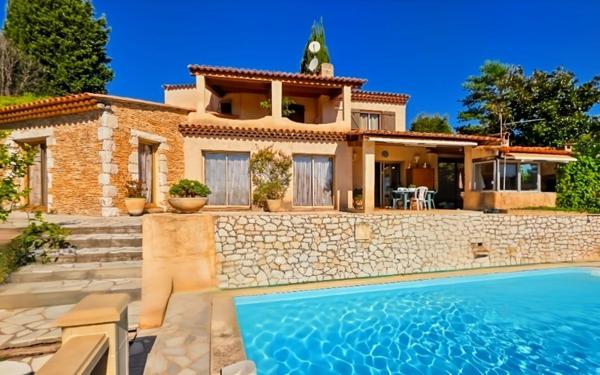 Maison à vendre    5 pièces • 170 m2 La Gaude