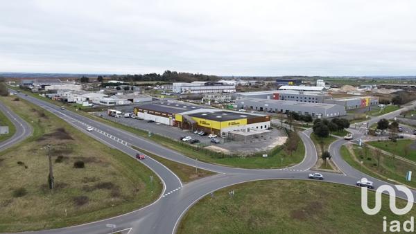 Immeuble à vendre 3 150 m² Échiré