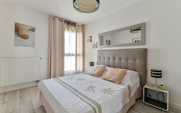 Appartement à vendre    3 pièces • 61,36 m2 Paris 19