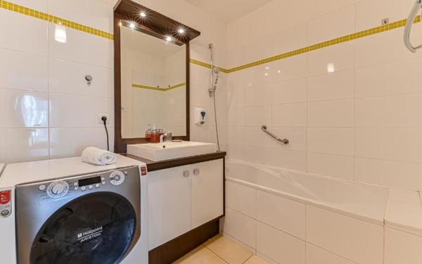 Appartement à vendre    3 pièces • 61,36 m2 Paris 19