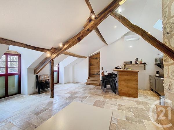 Maison à vendre  1 pièce - 190 m2 CHARROUX - 03