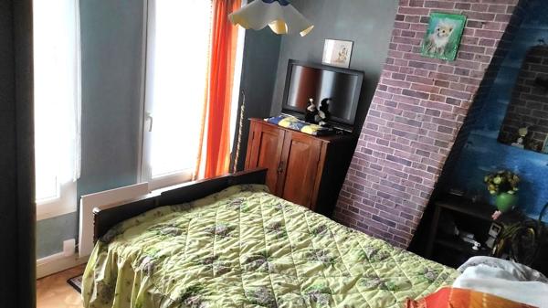 Saint-Omer (62500) Saint-Omer, Gande maison de ville avec cour, 5 chambre en centre ville.