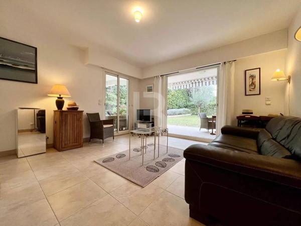 3 pièces à la lisière du Cap d'Antibes