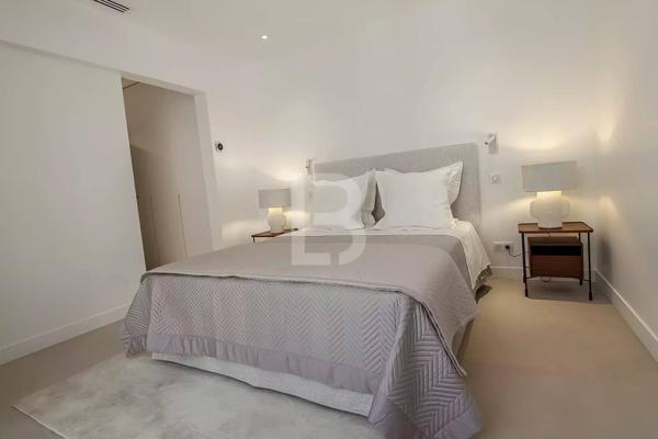 A vendre à Cannes, belle maison de ville rénovée