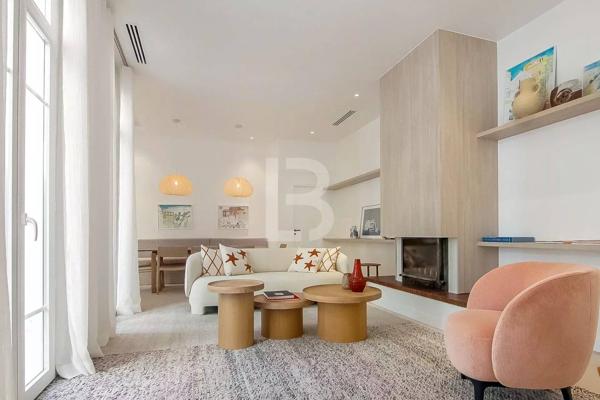 A vendre à Cannes, belle maison de ville rénovée