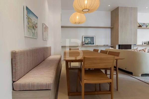 A vendre à Cannes, belle maison de ville rénovée