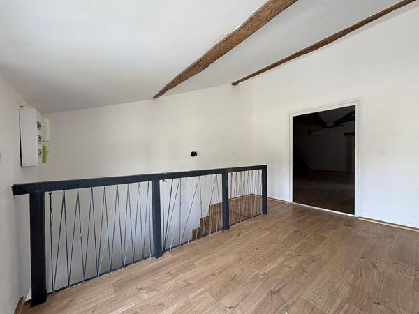A LOUER - Maison de 153 m²  avec deux chambres et climatisée, à 3 minutes d'Agen