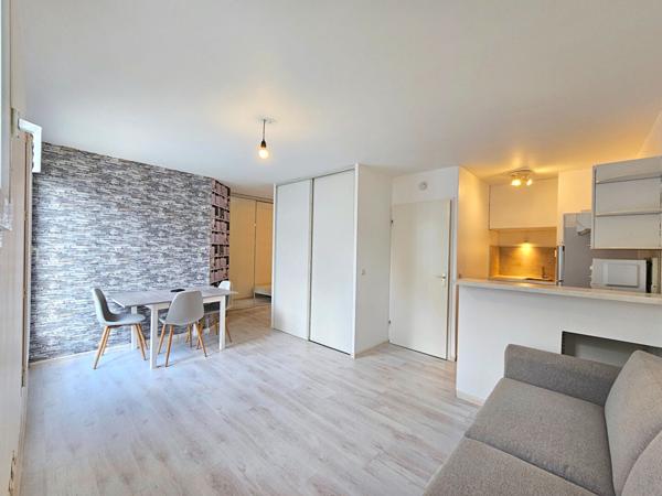 Appartement Evry Courcouronnes 1 pièce(s) 30 m2