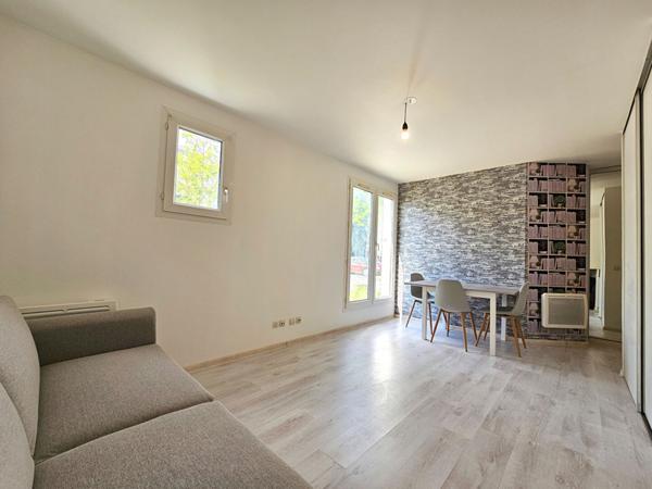 Appartement Evry Courcouronnes 1 pièce(s) 30 m2