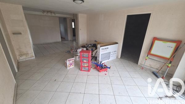 Maison à vendre 11 pièces 211 m² Lunan