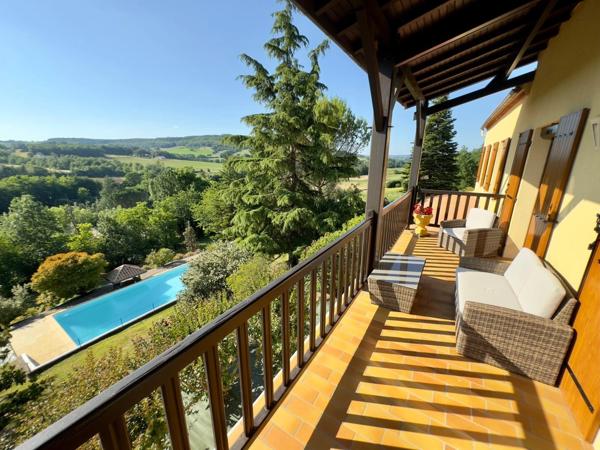 Maison avec vue panoramique + piscine – Penne d’Agenais (47)