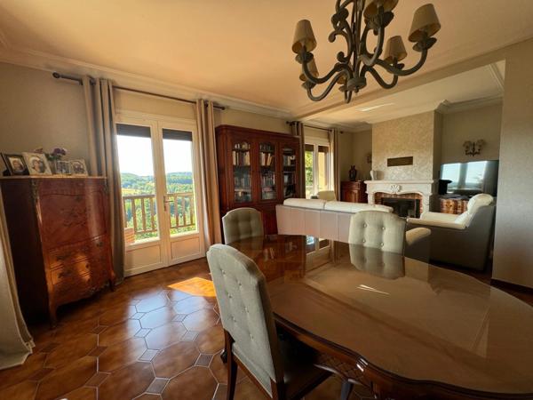 Maison avec vue panoramique + piscine – Penne d’Agenais (47)